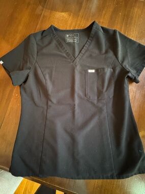 FIGS Black Medical Scrub Top with Logo Tag